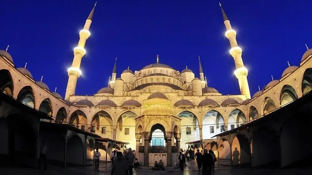 BUGÜN MİRAÇ KANDİLİ 