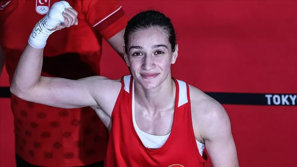 MİLLİ BOKSÖR BUSE NAZ ÇAKIROĞLU DÜNYA SIRALAMASINDA İLK SIRADA YER ALDI