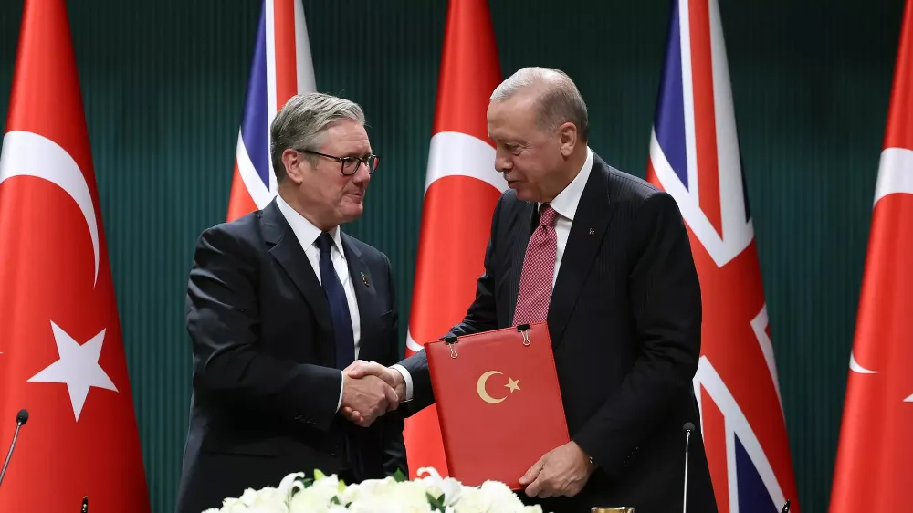 CUMHURBAŞKANI ERDOĞAN: STARMER İLE EUROFİGHTER SAVAŞ UÇAKLARI İÇİN İMZA ATTIK