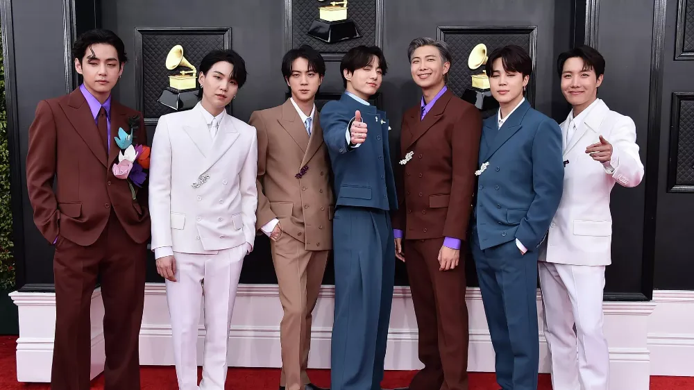 K-POP GRUBU BTS YENİ ALBÜMLE GERİ DÖNÜYOR