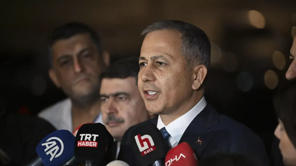 İÇİŞLERİ BAKANI YERLİKAYA