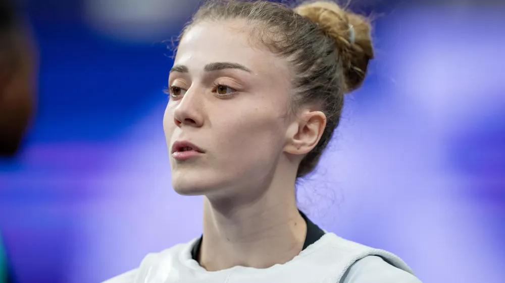 TEKVANDOCU MERVE DİNÇEL KAVURAT DÜNYA ŞAMPİYONU