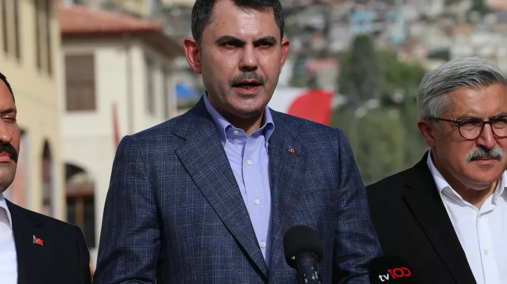 GENÇLERE SOSYAL KONUT İÇİN AİLE EVİ ŞARTI