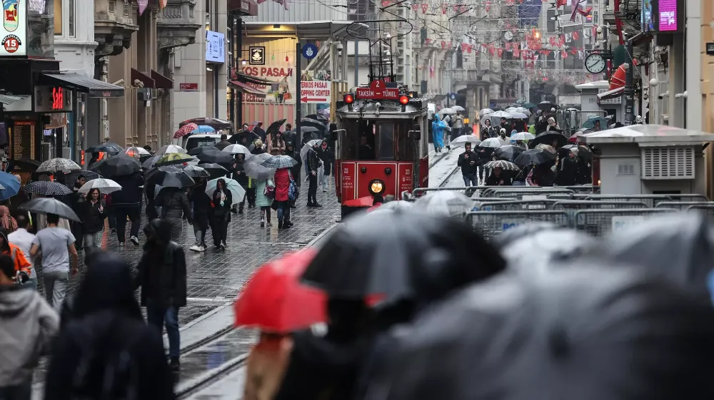 METEROLOJİ SAAT VERDİ SAĞANAK ETKİLİ OLACAK