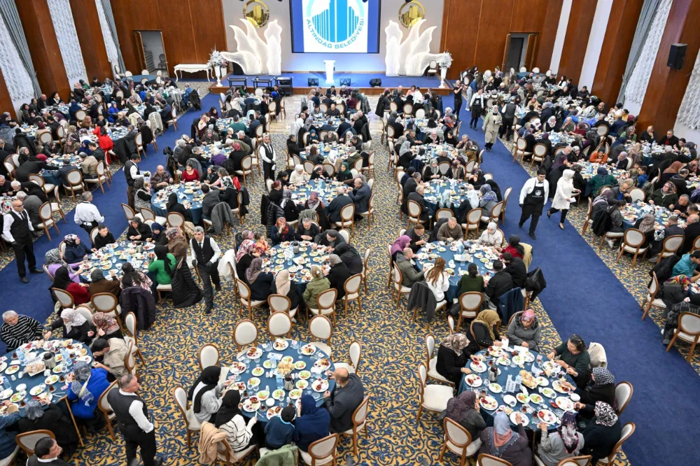 BAŞKAN TİRYAKİ BATTALGAZİ VE BEŞİKKAYA SAKİNLERİYLE BULUŞTU