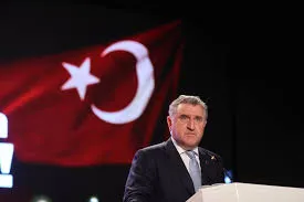 BAKAN BAK’TAN FENERBAHÇE MEDICANA’YA TEBRİK MESAJI