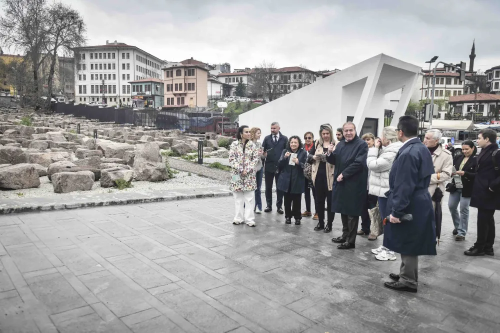 ABB, YABANCI DİPLOMATLARA ANKARA’NIN KÜLTÜREL MİRASINI TANITTI