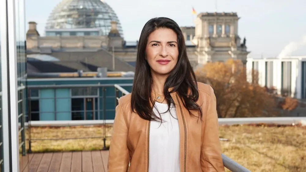 SERAP GÜLER
