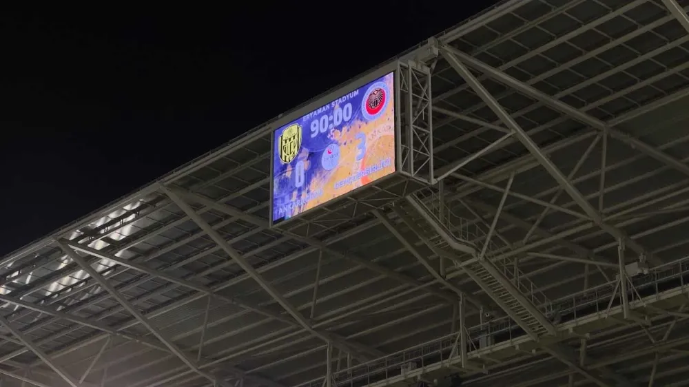 BAŞKENT DERBİSİNİN GALİBİ GENÇLERBİRLİĞİ OLDU