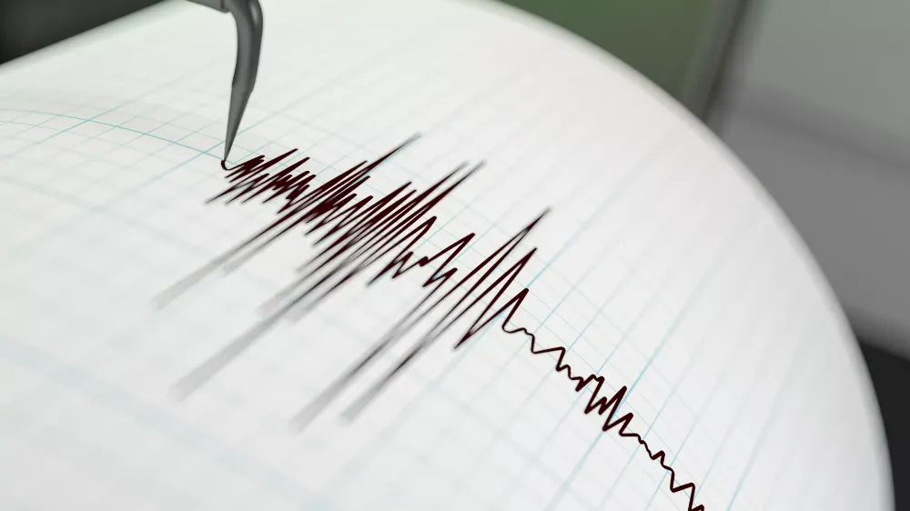 DEPREM FIRTINASI DİNMİYOR