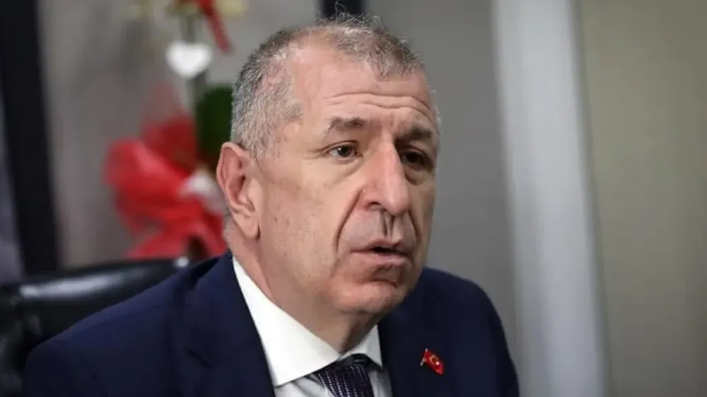 ÜMİT ÖZDAĞ HASTANEYE KALDIRILDI 