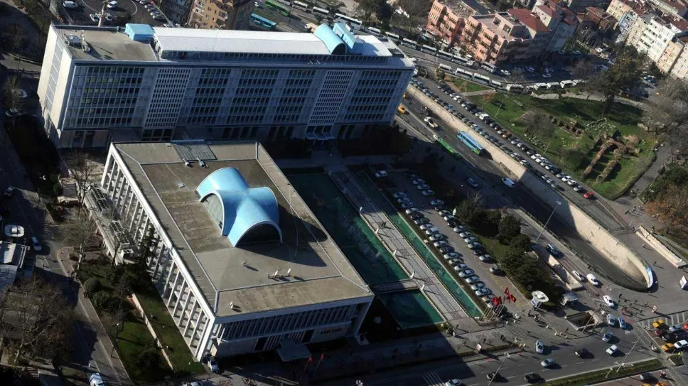 CHP’Lİ BELEDİYELERE YOLSUZLUK SORUSŞTURMASI SÜRÜYOR