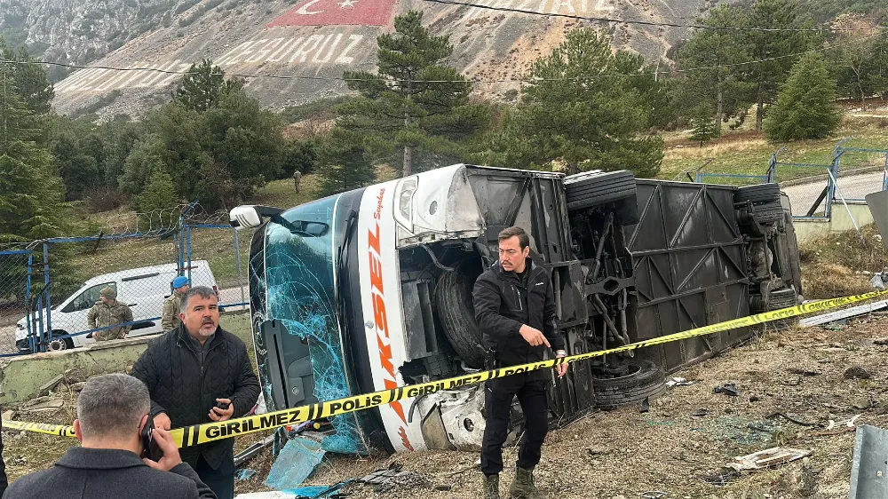 İÇİŞLERİ BAKANI YERLİKAYA LARİFE GÜNÜ TRAFİK KAZASI BİLANÇOSUNU AÇIKLADI