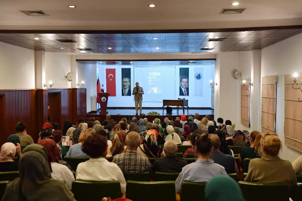 SREBRENİTSA ŞEHİTLERİ UNUTULMADI