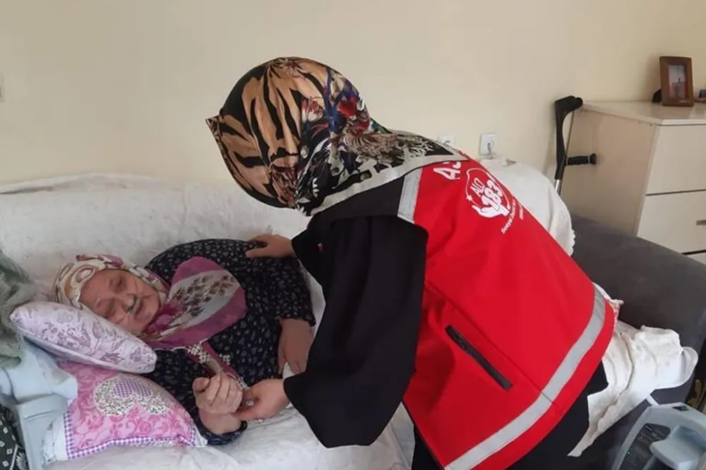 EVDE BAKIM YARDIMI ÜCRELERİ HESAPLARDA 