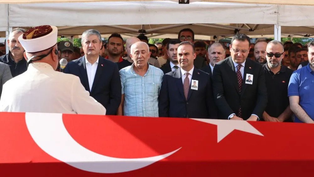 ORMAN YANGININDA HAYATINI( KAYBEDEN ON KAHRAMAN SON YOLCULUKLARINA UĞURLANDI