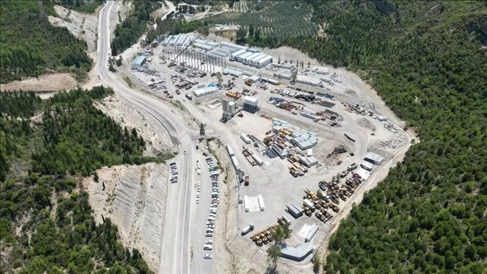 2 buçuk saat süren yol 36 dakikaya inecek: Antalya-Alanya Otoyolu