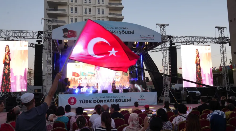 TÜRK DÜNYASI RÜZGARI ESTİ