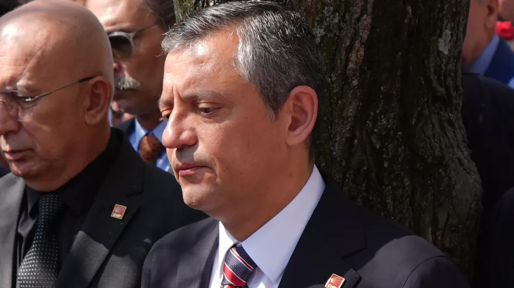 CHP lideri Özel: Baklava kutusu videosu gerçekse, Allah onun cezasını versin