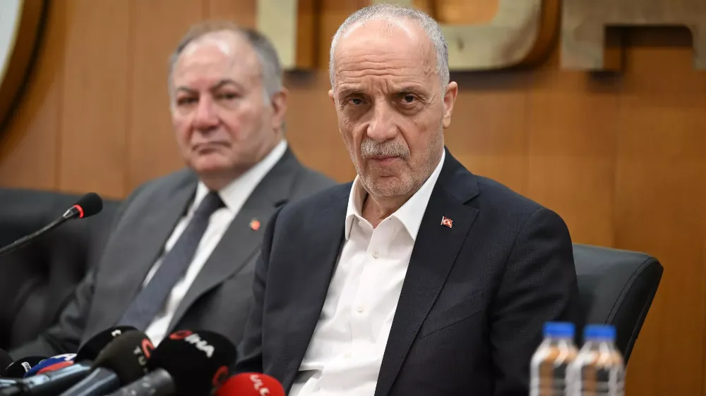TÜRK-İŞ
