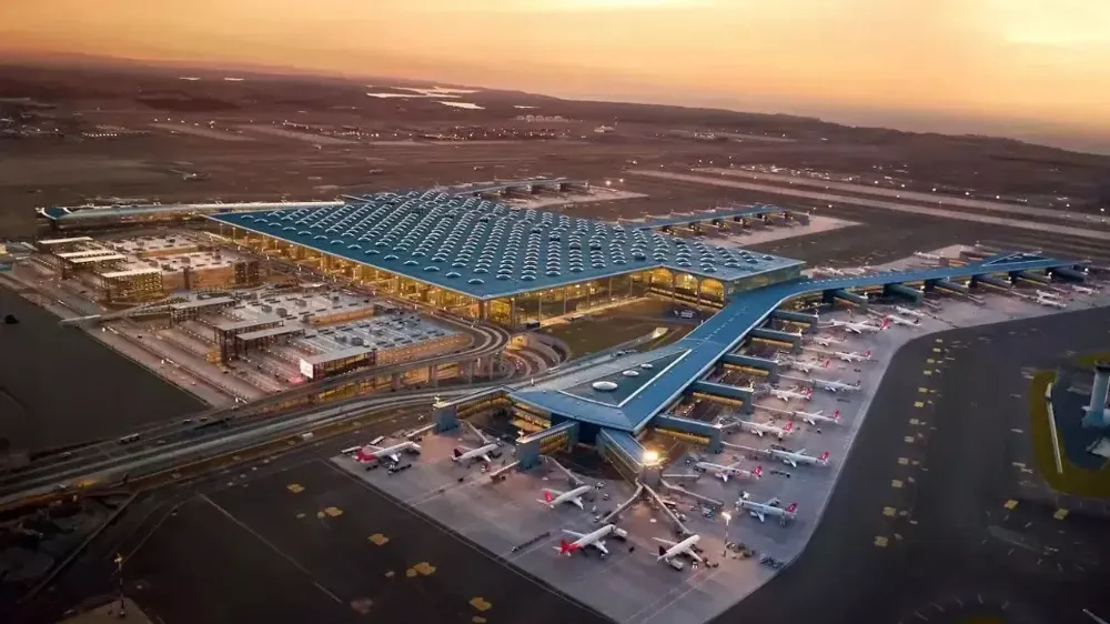 İSTANBUL VE ANTALYA HAVALİMANLARINDA YOLCU VE UÇUŞ REKORU