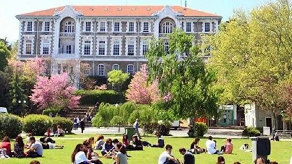 ÜNİVERSİTELERDE 27 YENİ BÖLÜM 
