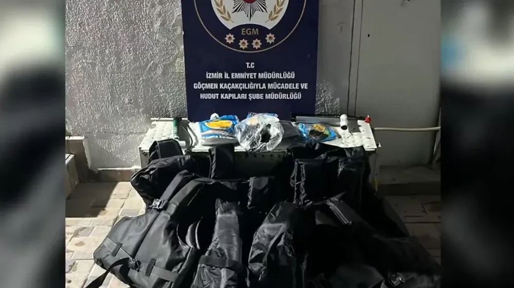 GÖÇMEN KAÇAKÇILARA DARBE