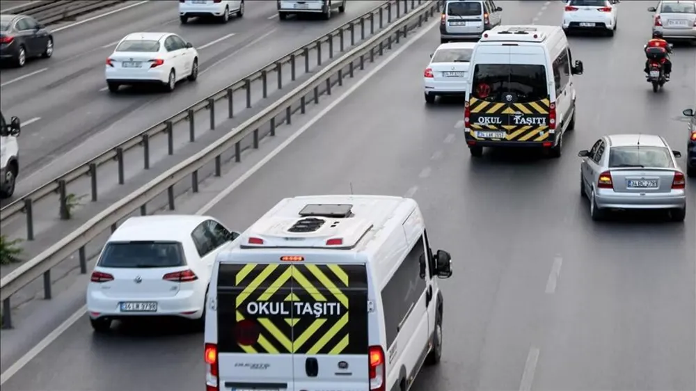 SERVİS ÜCRETLERİNE ZAM TALEBİ